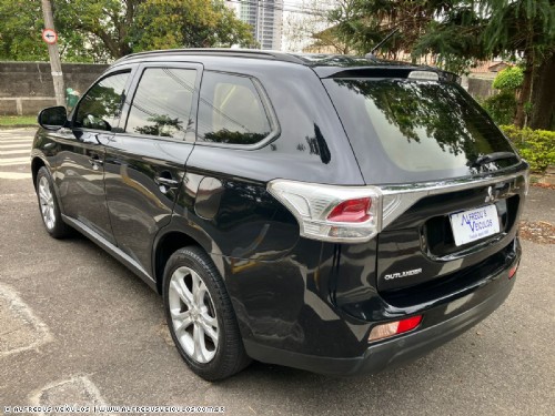 Mitsubishi OUTLANDER 2.0 2014/2015
